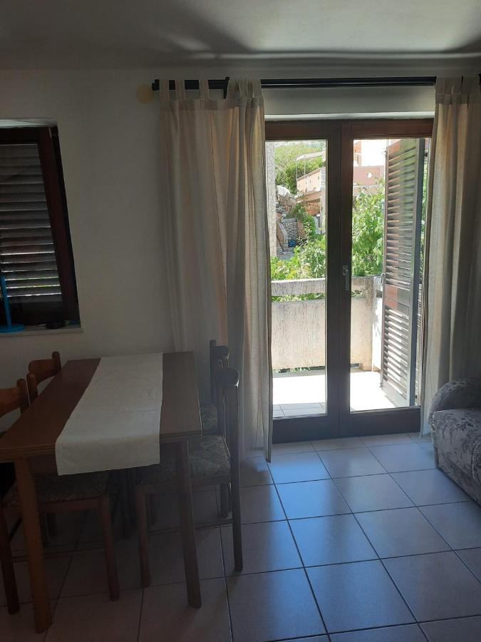 Apartments Keti Pag Town Exterior photo